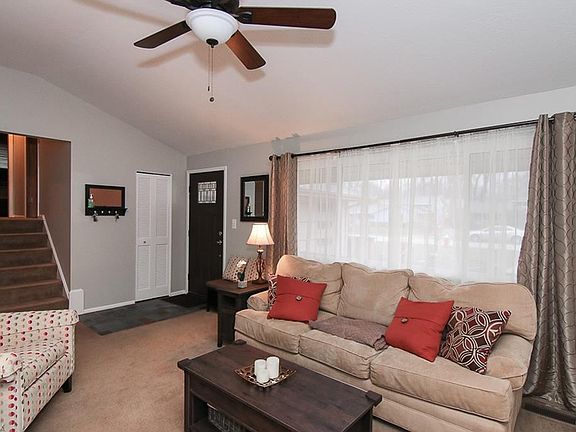 5th image of 4880 W 229th St