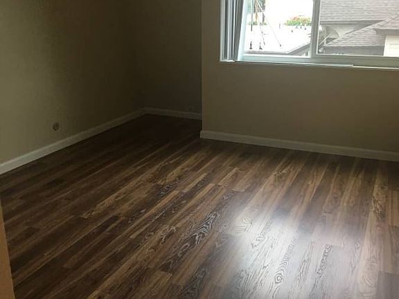 5th image of 572 E Foothill Blvd APT 15