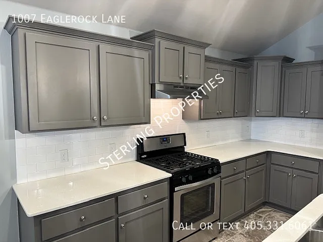 1007 Eaglerock Ln — Photo 16