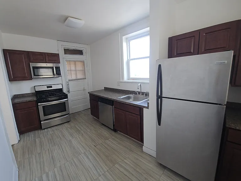 6323 N Mozart St #2A — Photo 4
