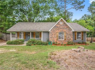 1721 Rustic Wood Ct, Mobile, AL 36609