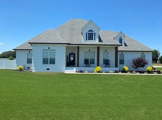 95 Barbara St, Tuscumbia, AL 35674