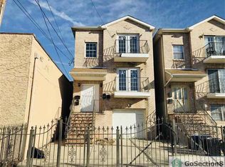 485 Hawthorne Ave #1, Newark, NJ 07112