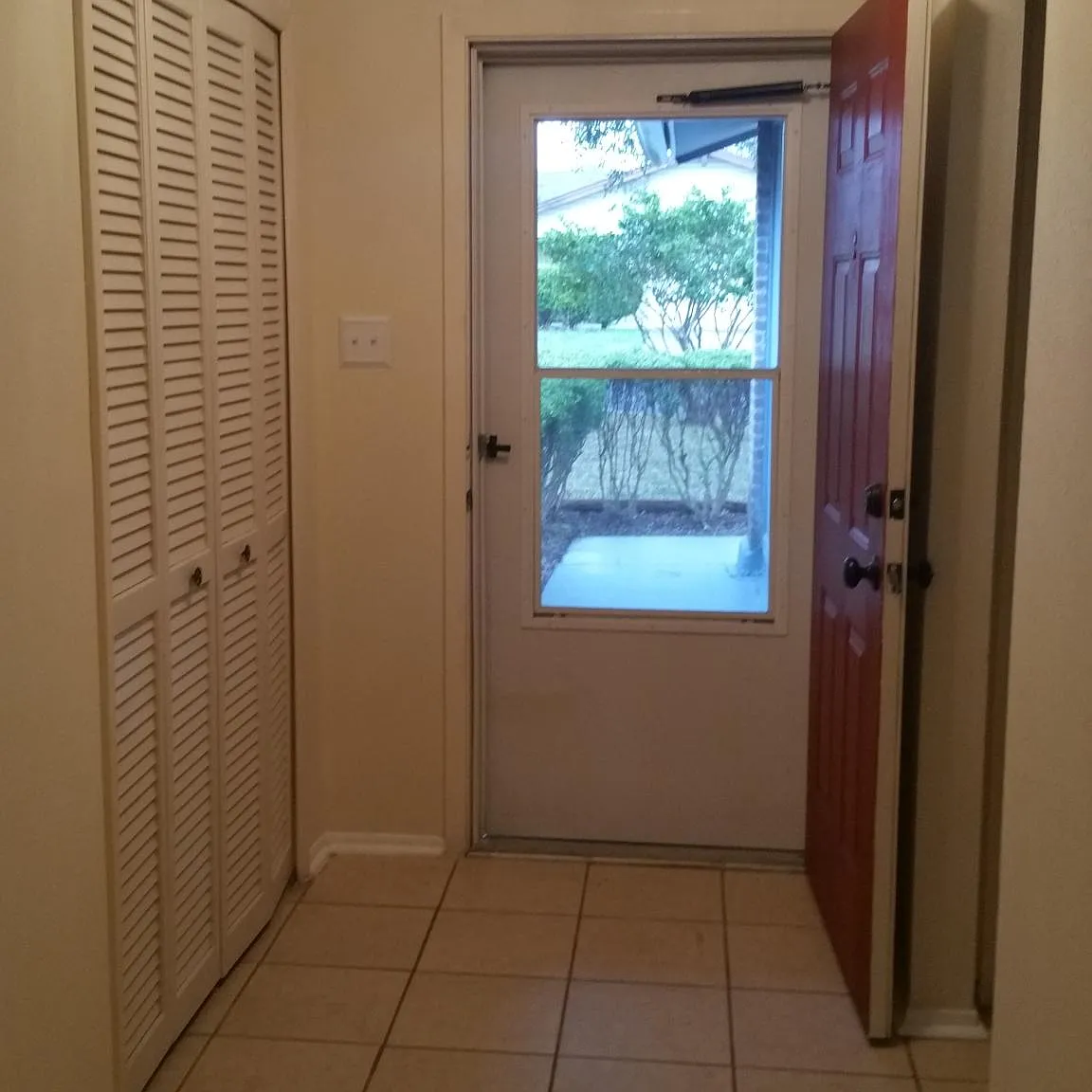 3 bed, 1500 sqft, $1,750 — Photo 3
