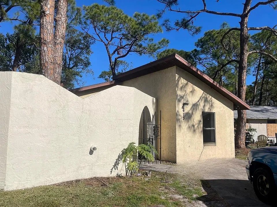 613 61st Avenue Ter E #613