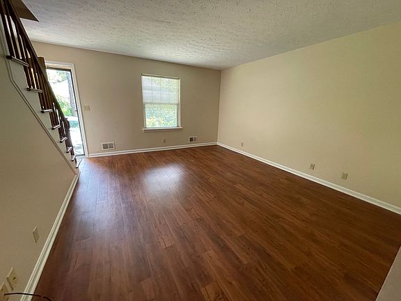 4th image of 2853 Grinstead Dr #2853GRI-2