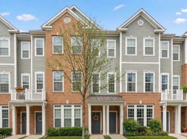 75 Wesmont Dr, Wood-Ridge Boro, NJ 07075