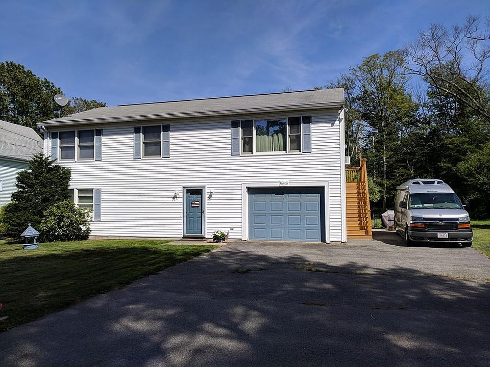 1st image of 17 Stockholm Ave