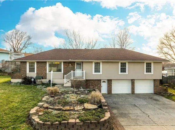19013 E 20th Ter N, Independence, MO 64058