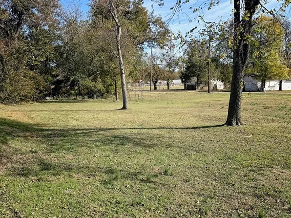 518 S 1st St Lot 15 & 16, Guthrie, OK 73044
