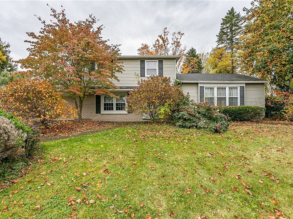1st image of 6 Candlewood Cir