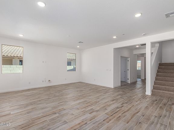 3rd image of 23376 W WINSLOW Avenue
