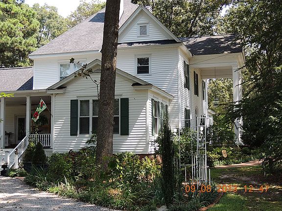 Front/Side/Porch View