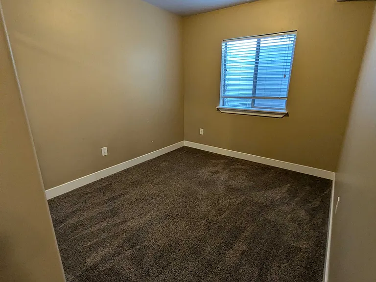 2304 S Alaska Ave — Photo 24