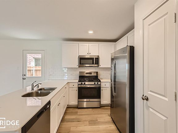5th image of 9229 Mink Ln #3221