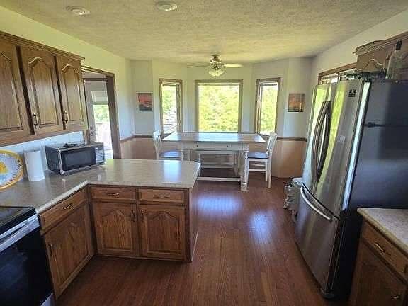 3rd image of 12202 N Farm Road 147