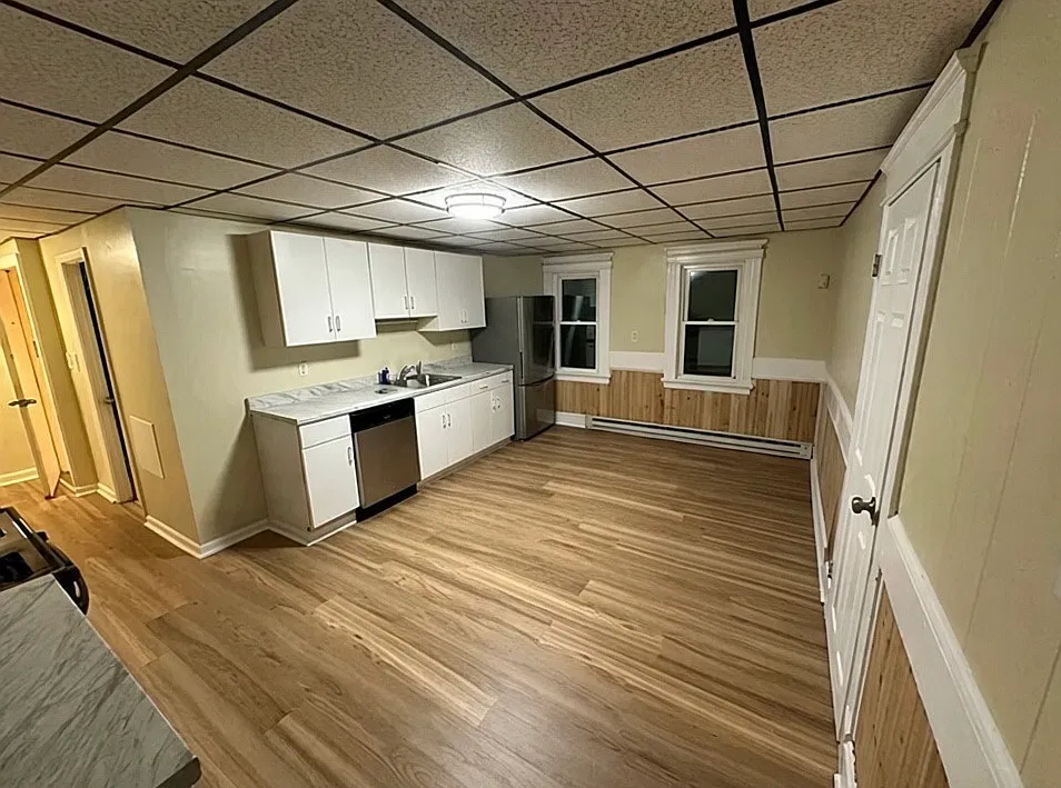 2 bed, 1000 sqft, $1,600 — Photo 1