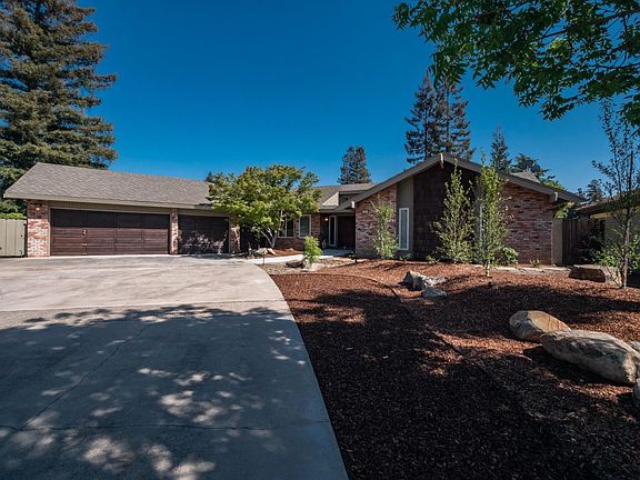 2nd image of 6606 Cypress Woods Cir