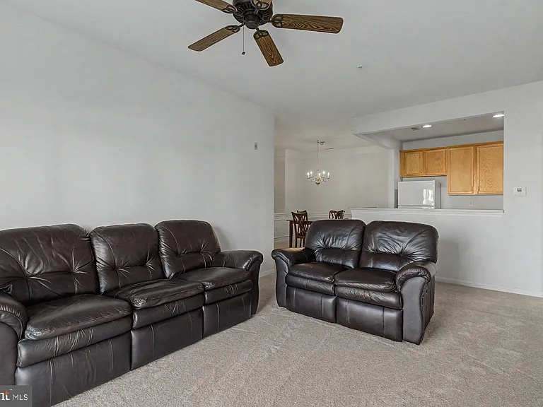 407 Aggies Cir #4-D — Photo 25