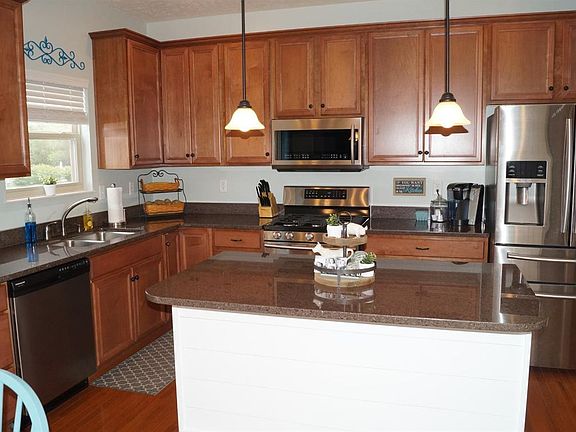 2nd image of 10773 Carolina Pines Dr