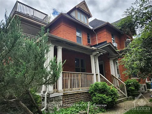 450 Maclaren St #8 Photo 1