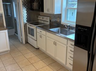 109 Park Ave #1, Chardon, OH 44024