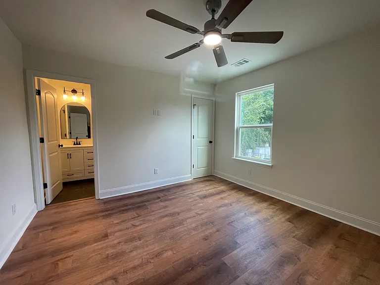 1324 New Castle St — Photo 12