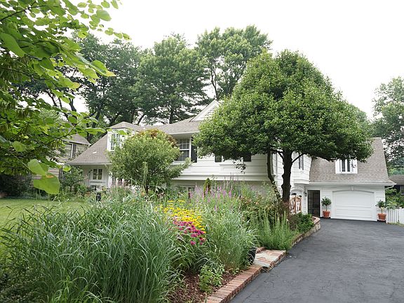 3rd image of 4410 W 63rd Ter
