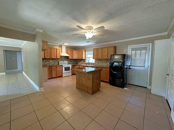 5th image of 7874 Shamrock Rd