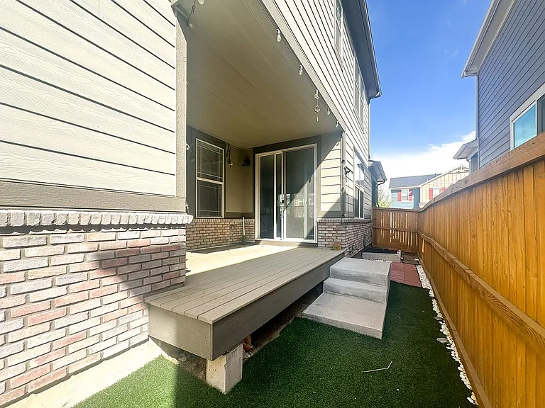 17430 Pacific Peak Cir — Photo 57
