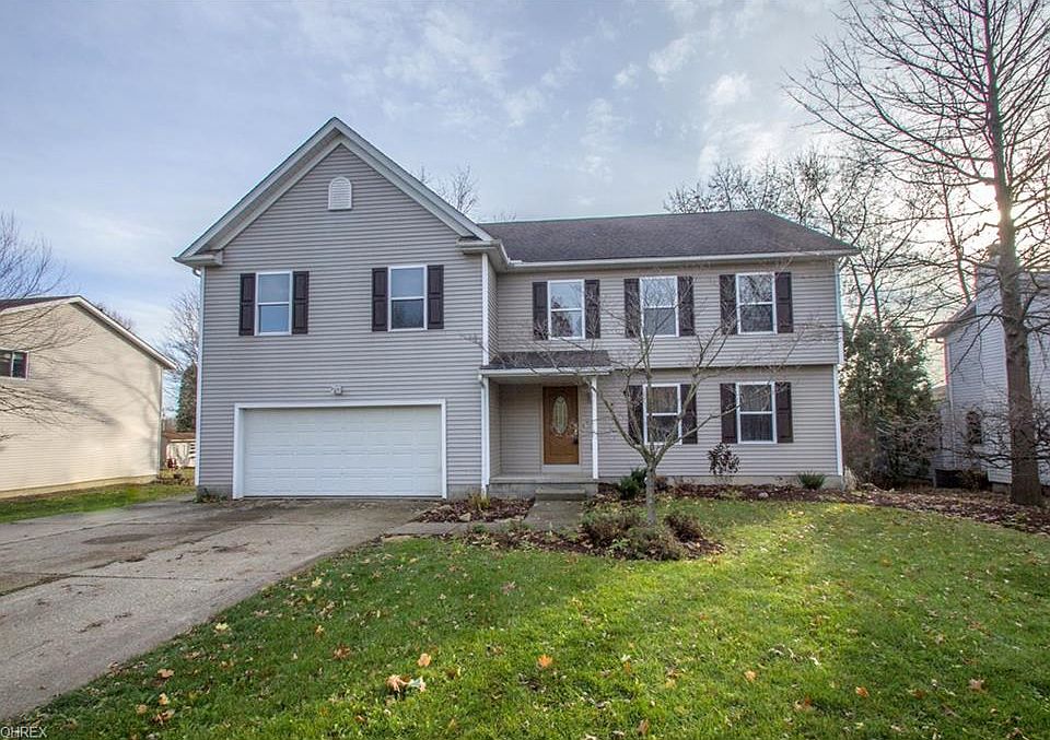 1st image of 685 Hidden Valley Dr