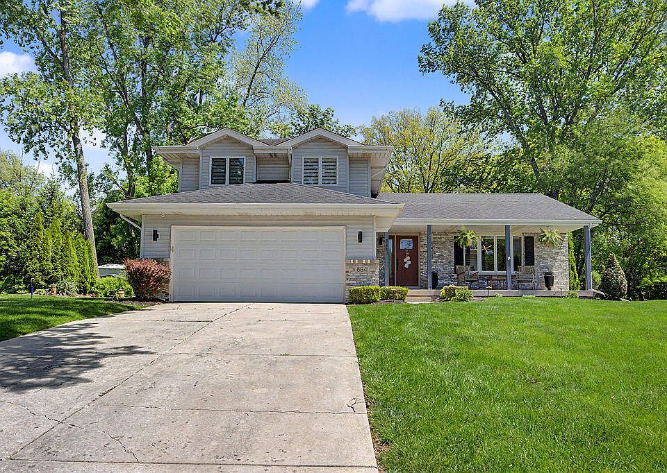 1st image of 8641 Fairway Dr