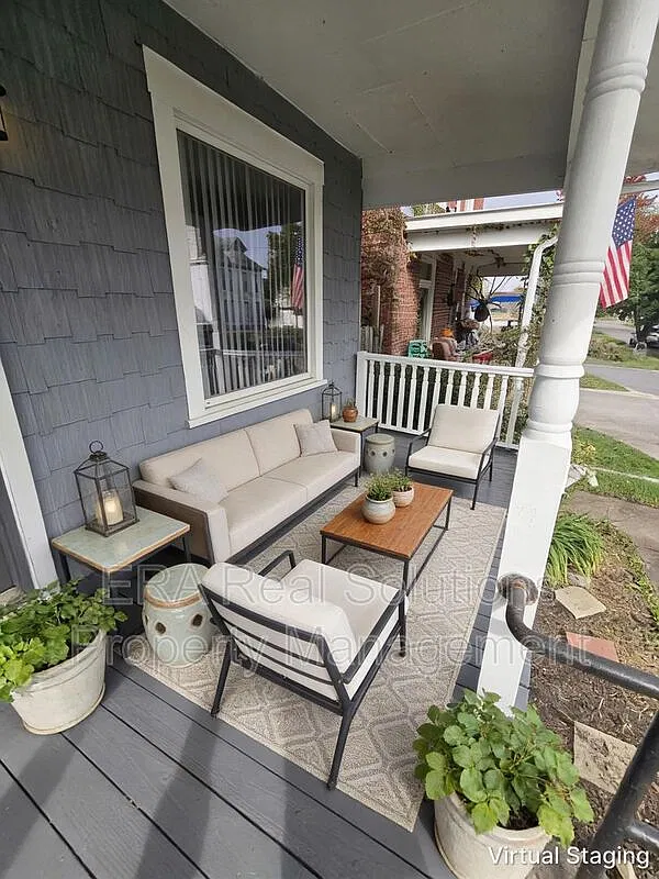 3 bed, 1.0 bath, 1339 sqft, $1,250 — Photo 2