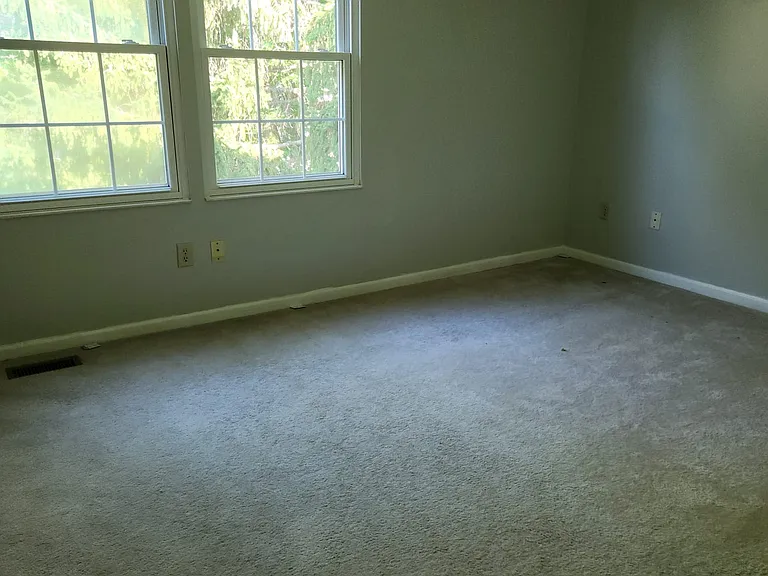 7857 Cobdon Ave — Photo 29
