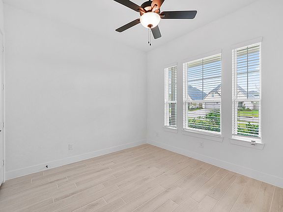 Flex Room
