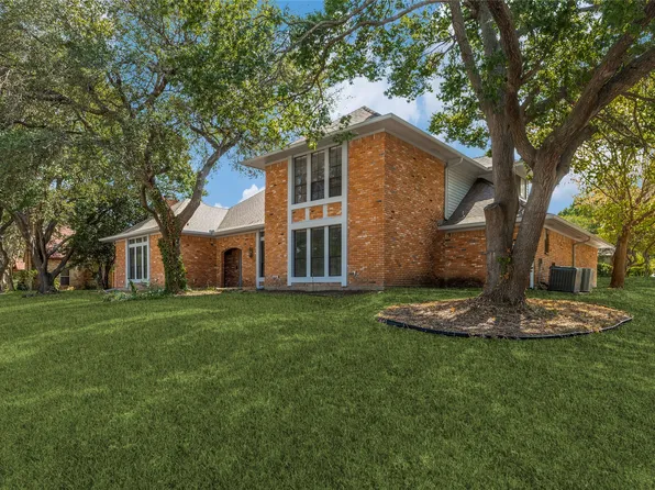 5013 Country Place Dr, Plano, TX 75023