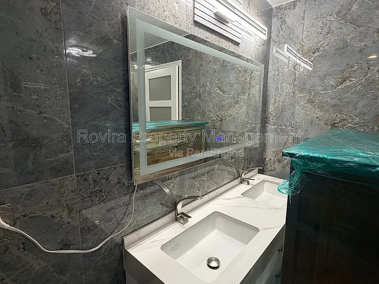 218 Ronaldale Ave — Photo 28