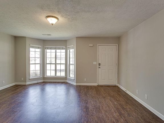 5th image of 411 Westgate Blvd