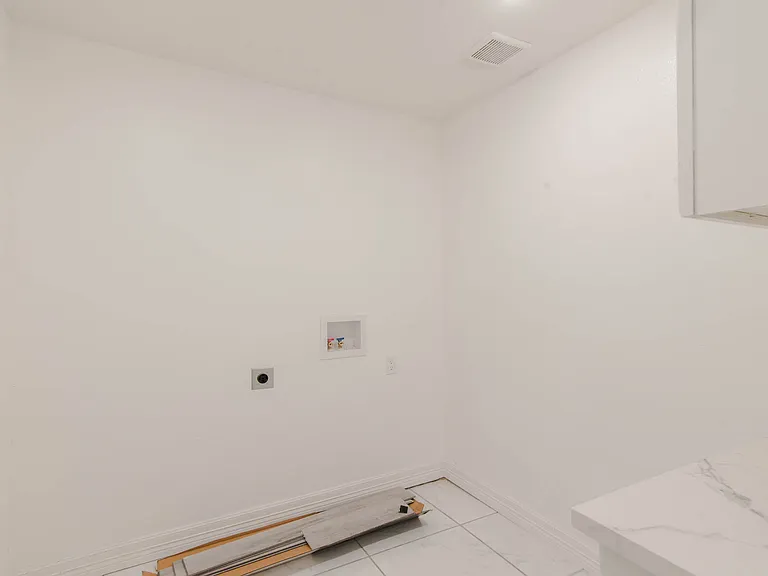 3931 Abilene St — Photo 13