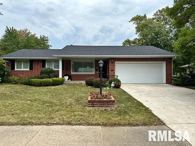 1704 Deppert Dr photo 1
