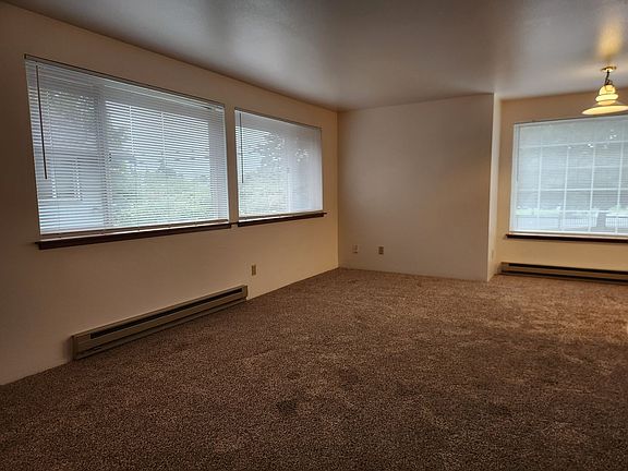 3rd image of 3440 Northwest Ave Unit 6