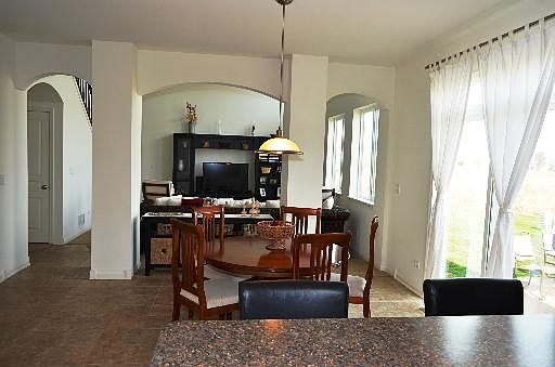 4th image of 15017 Meadow Ln