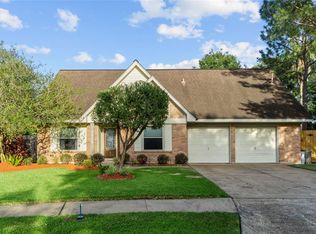 3915 Danpree St, Pasadena, TX 77504