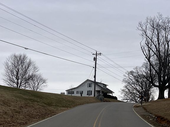 5th image of 1985 Old Stage Rd