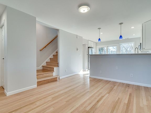 4th image of 503 Duncan Ave
