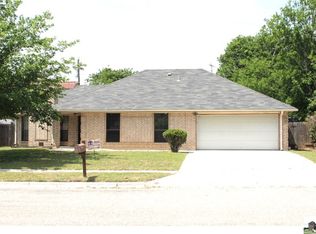 104 Zarley Dr, Copperas Cove, TX 76522