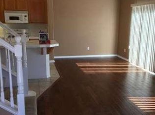 2720 Night Jasmine Dr, Simi Valley, CA 93065