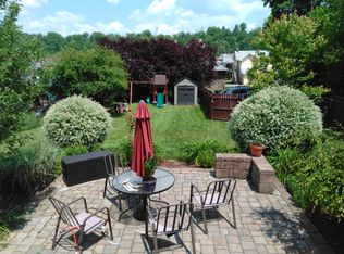 412 4th St, California, PA 15419