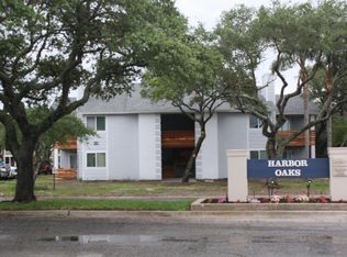 1807 Harbor Dr APT B, Rockport, TX 78382