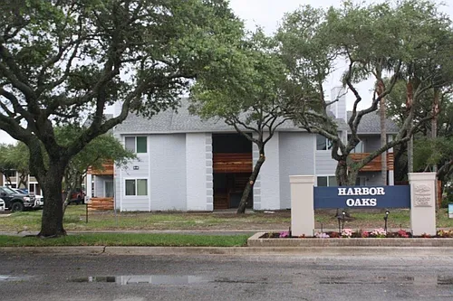 1807 Harbor Dr Photo 1